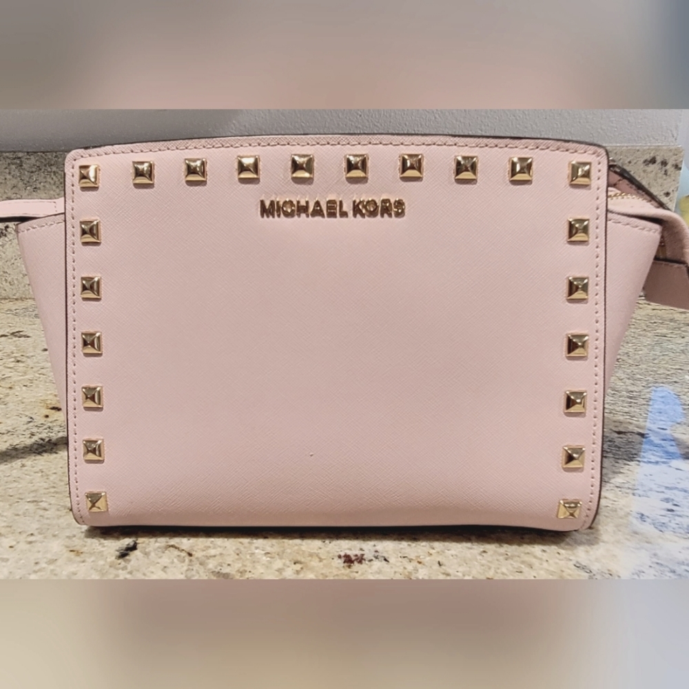 Michael Kors Selma Studded messenger crossbody